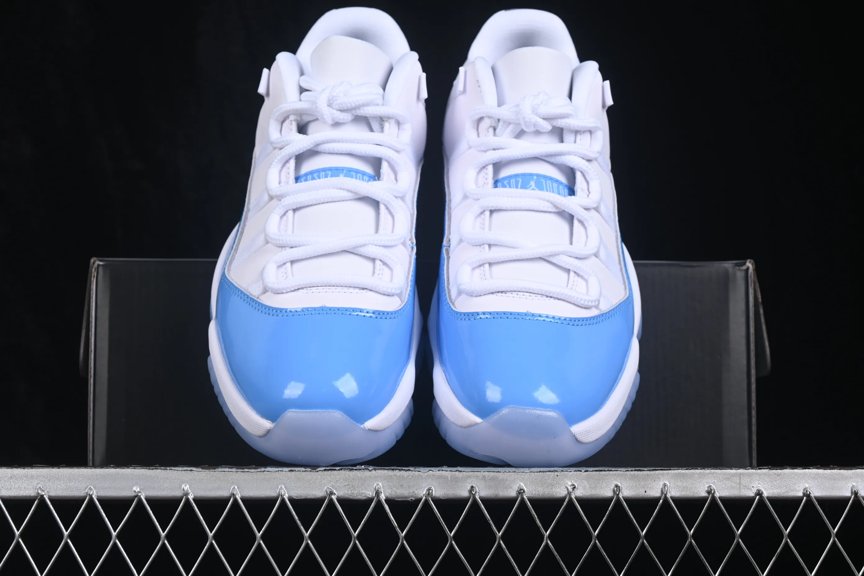 All categories Air Jordan Jordan series basketball shoes Air Jordan 11 F version Air Jordan 11 Low "University Blue" AJ11 Joe 11 University Blue FV5104-100